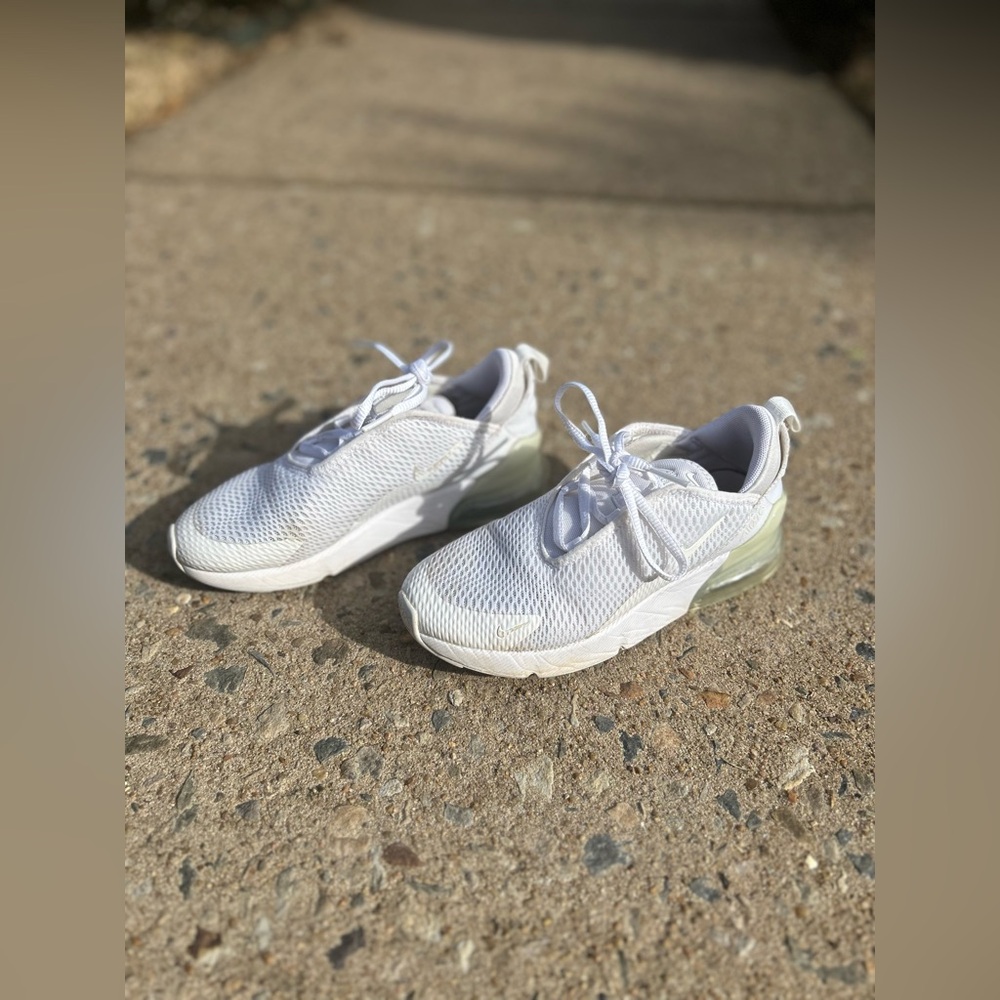 Nike Air Maxes 2Y